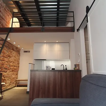 Appartement Cozy Flat Old Town Close To Main Square